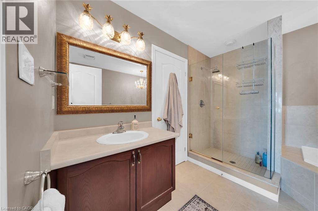 81 Valridge Drive Unit# 36, Ancaster, Ontario  L9G 5B6 - Photo 29 - 40784003