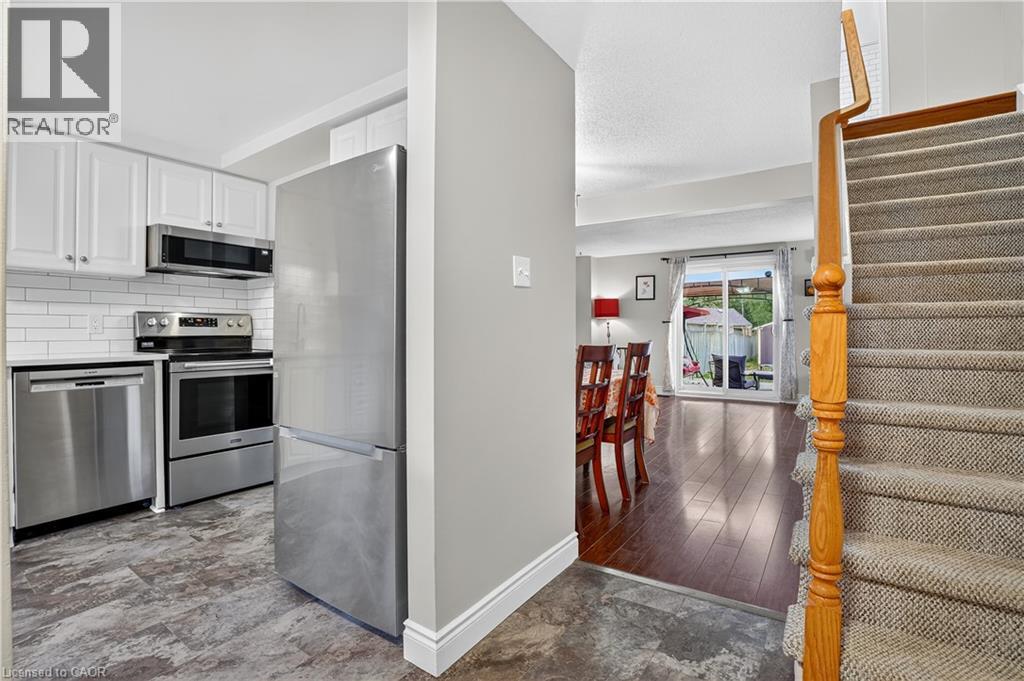 22 Caprice Court, Kitchener, Ontario  N2M 5M2 - Photo 15 - 40783927