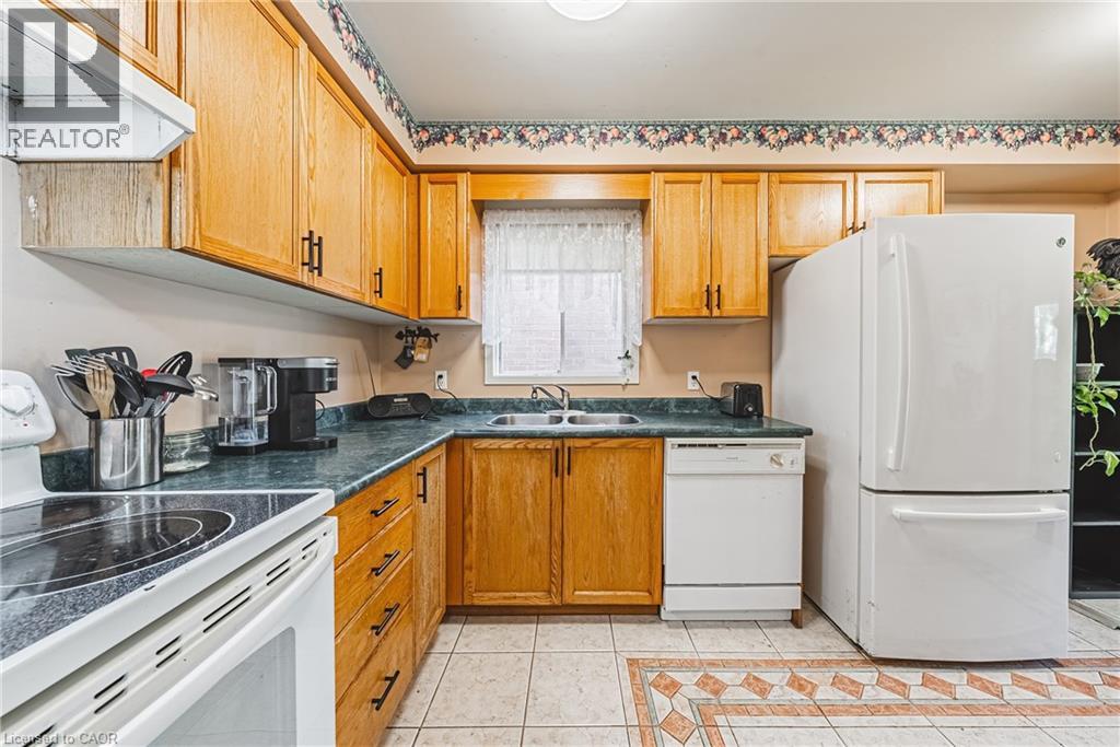 487 Taylor Crescent, Burlington, Ontario  L7L 6G2 - Photo 12 - 40783921