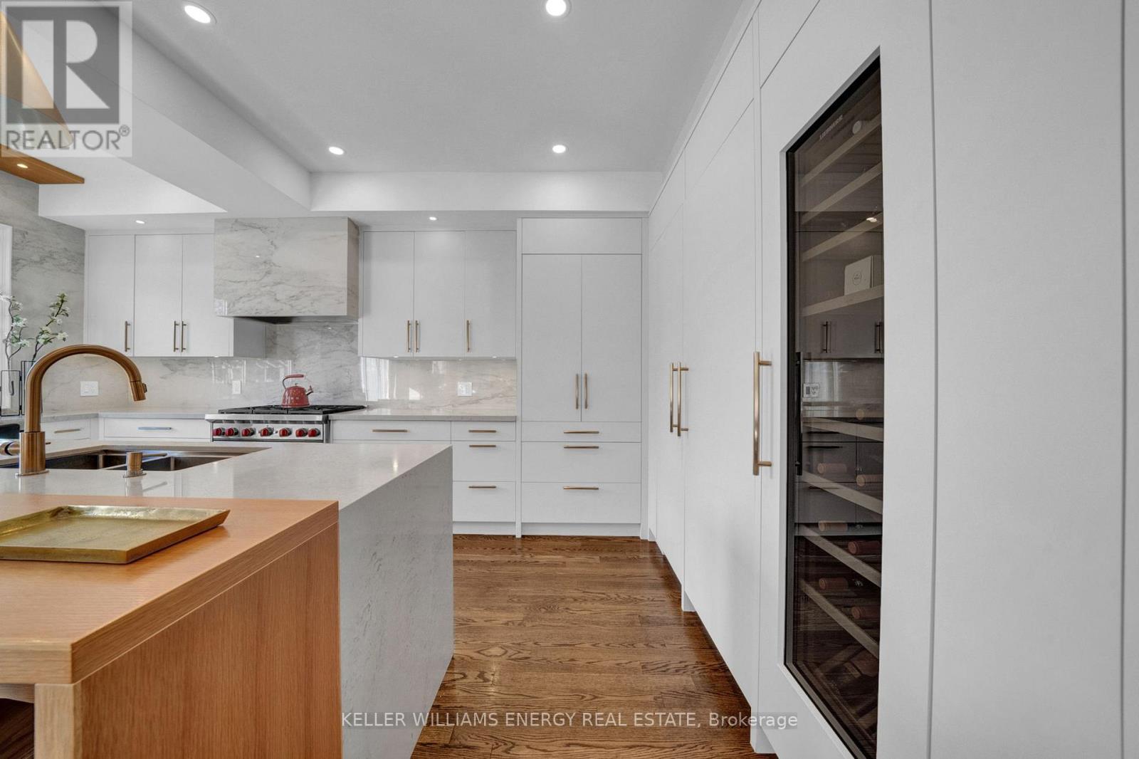 402 Bovin Avenue, Oshawa (Kedron), Ontario  L1L 0C6 - Photo 4 - E12487550