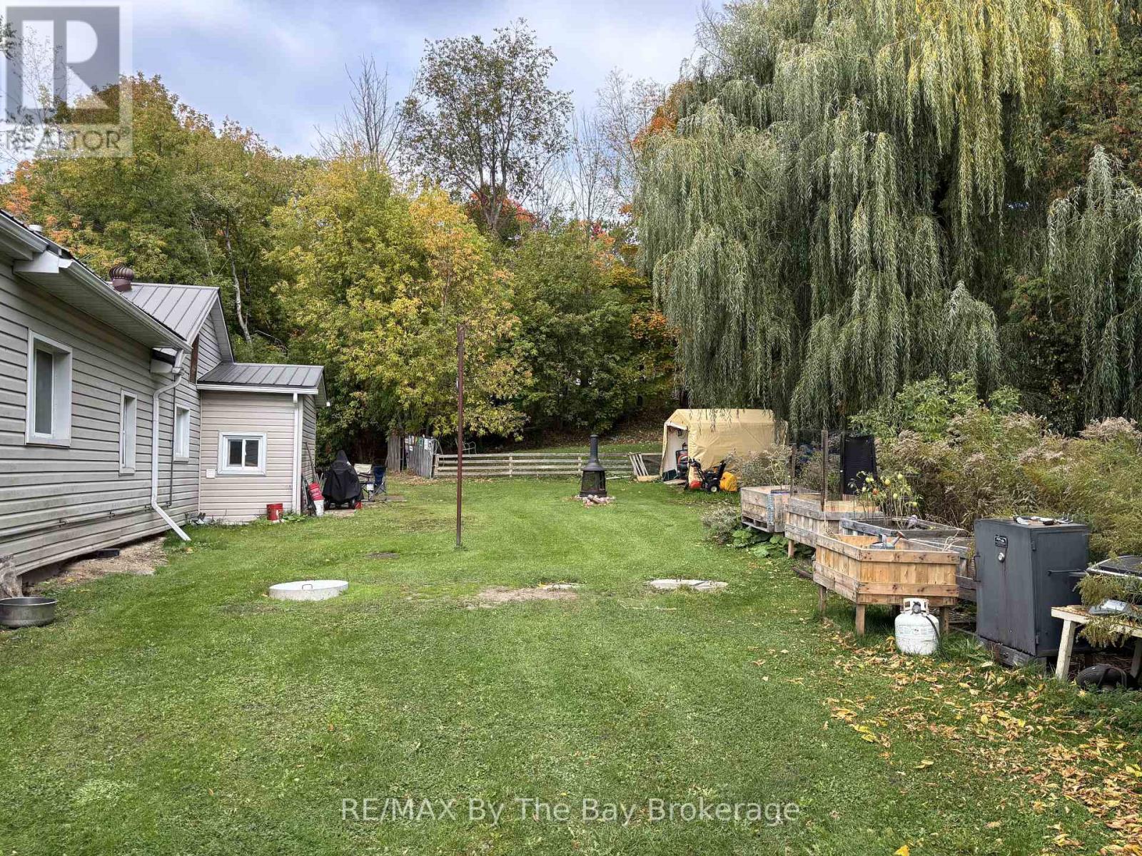 203 Gianetto Drive, Midland, Ontario  L4R 5J4 - Photo 5 - S12487469