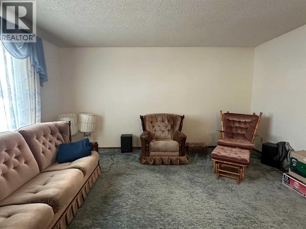 4706 60 Avenue, Taber, Alberta  T1G 1E1 - Photo 5 - A2267259