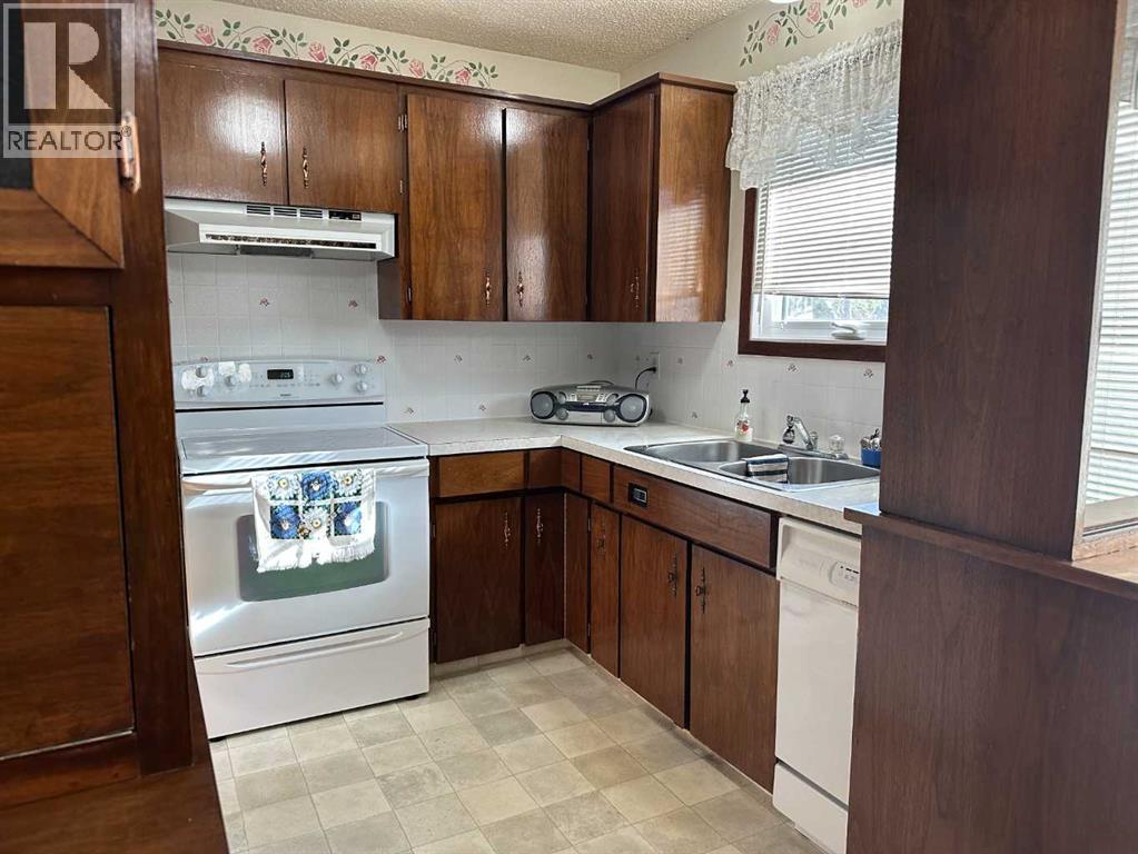 4706 60 Avenue, Taber, Alberta  T1G 1E1 - Photo 7 - A2267259