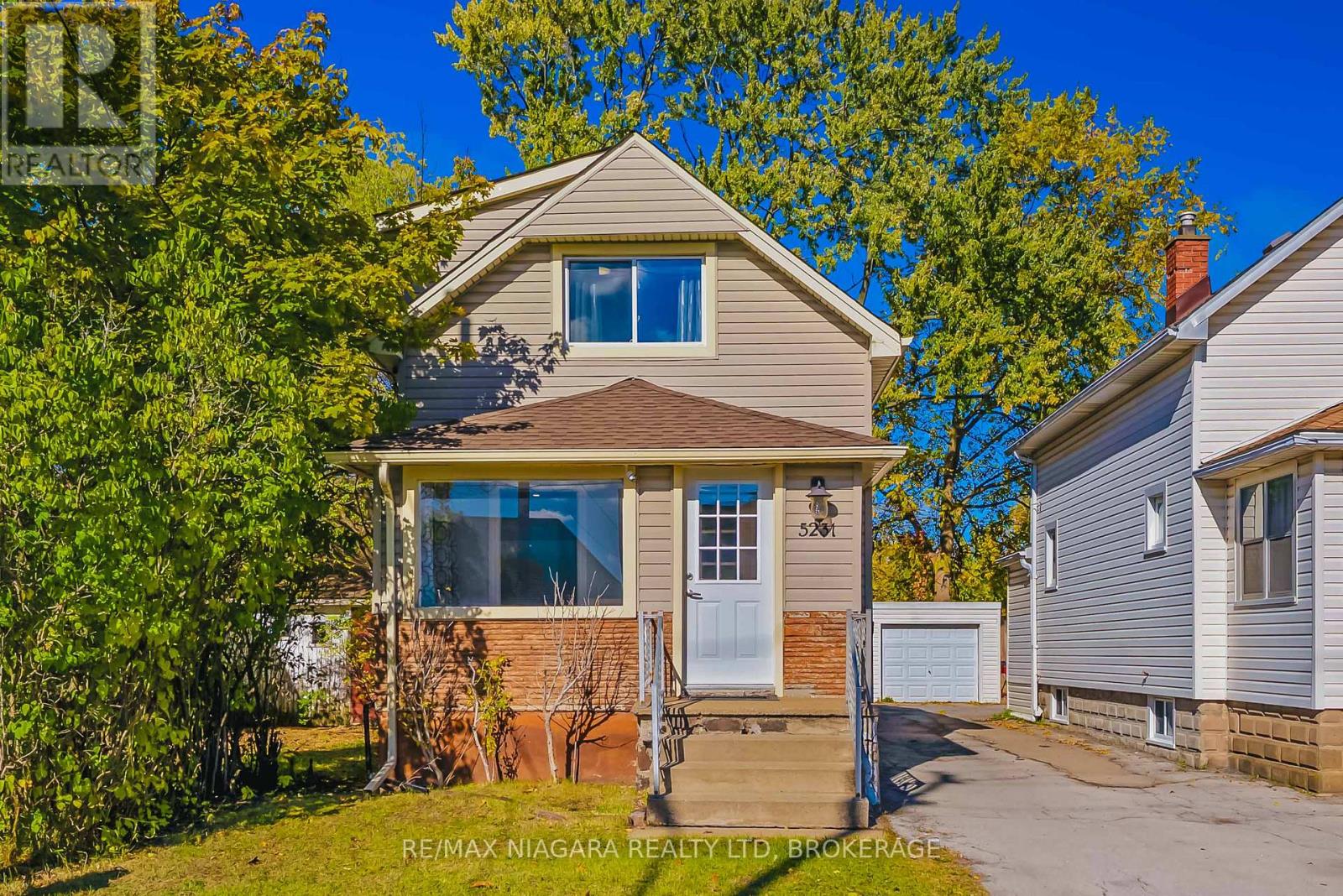 5231 KITCHENER STREET, niagara falls (clifton hill), Ontario