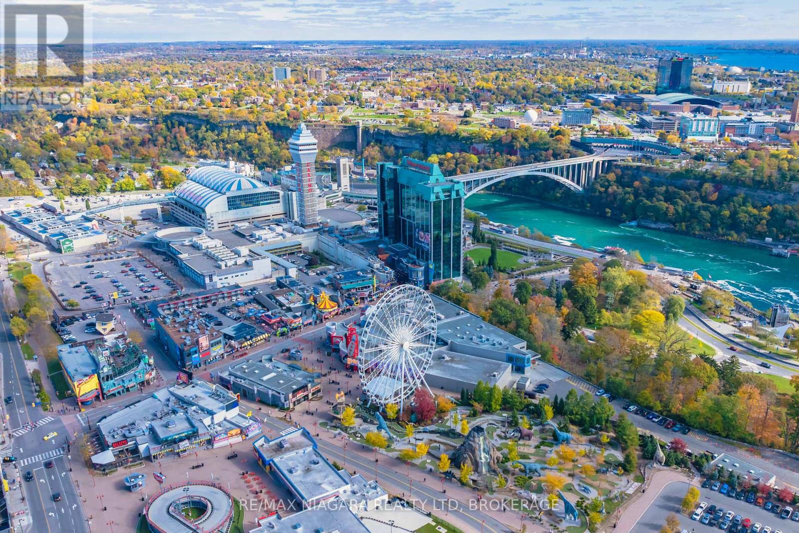 5231 Kitchener Street, Niagara Falls (Clifton Hill), Ontario  L2G 1B4 - Photo 38 - X12487597