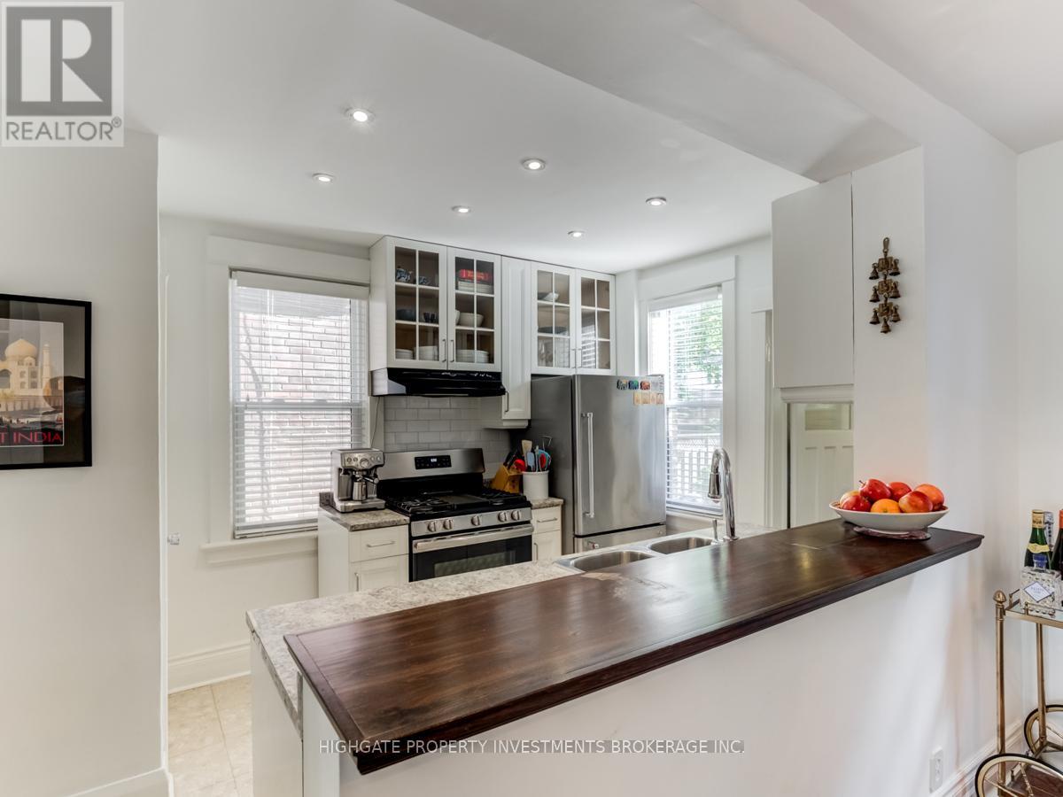 98 Westlake Avenue, Toronto, Ontario  M4C 4R2 - Photo 13 - E12487407