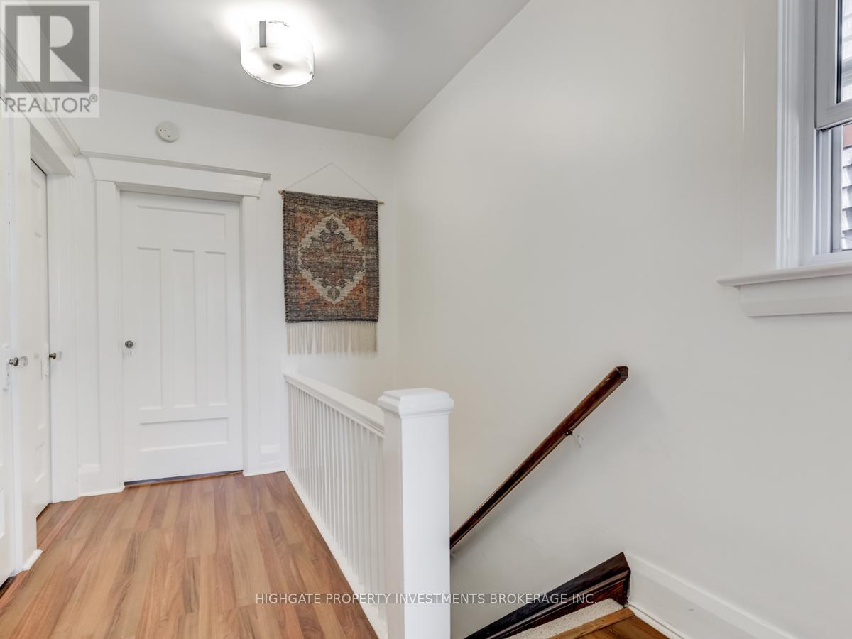 98 Westlake Avenue, Toronto, Ontario  M4C 4R2 - Photo 14 - E12487407