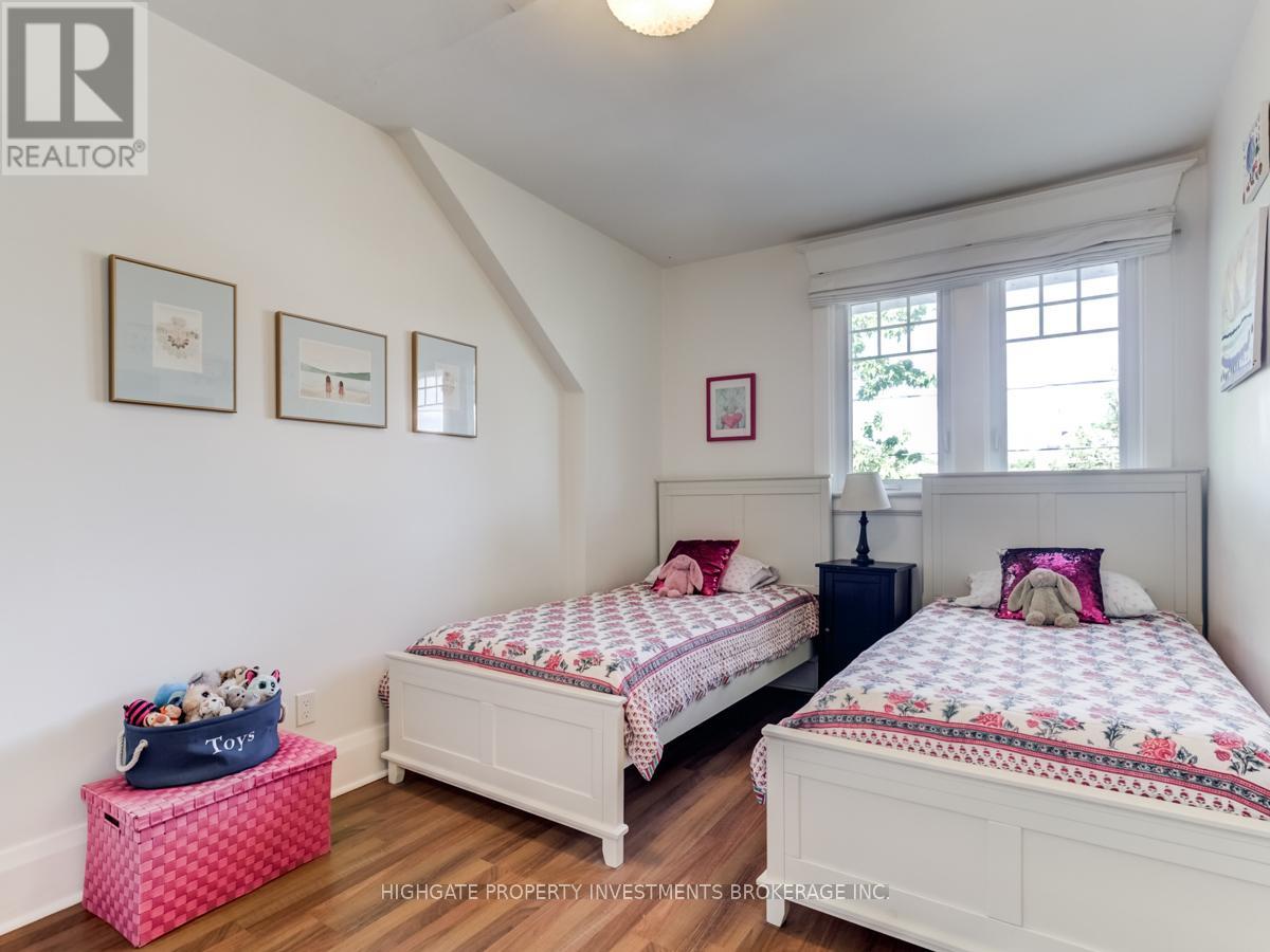 98 Westlake Avenue, Toronto, Ontario  M4C 4R2 - Photo 15 - E12487407