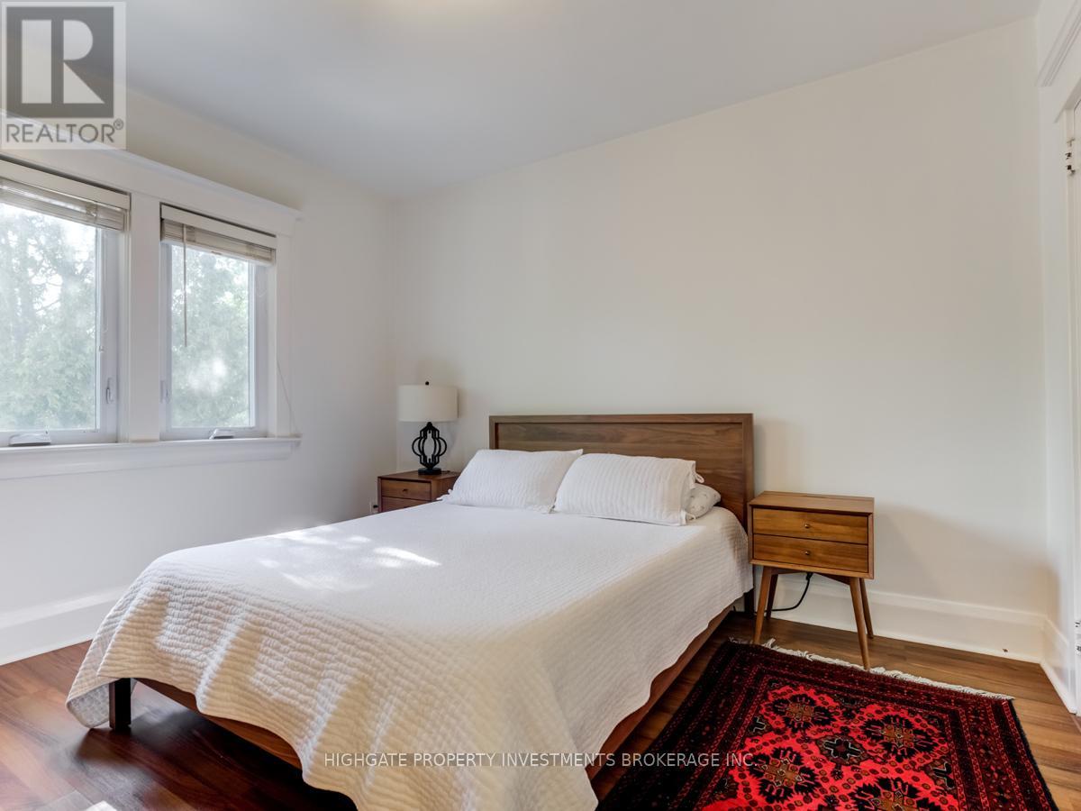 98 Westlake Avenue, Toronto, Ontario  M4C 4R2 - Photo 16 - E12487407