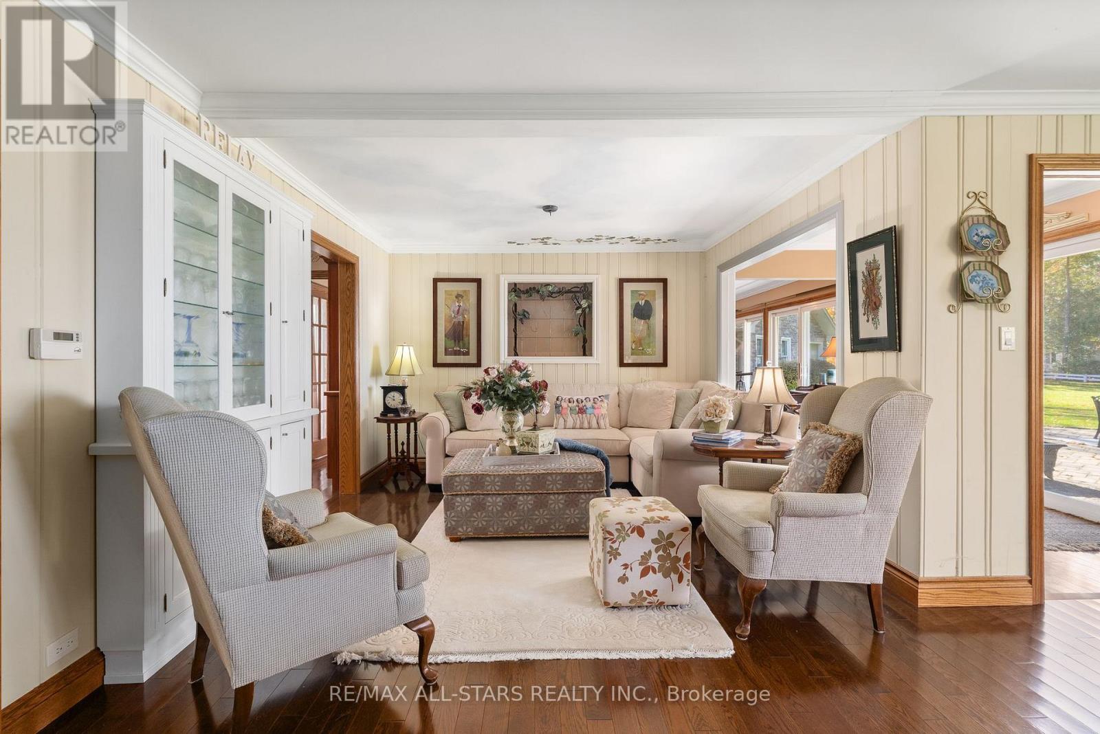 8 Manor Road, Kawartha Lakes (Bobcaygeon), Ontario  K0M 1A0 - Photo 13 - X12487496