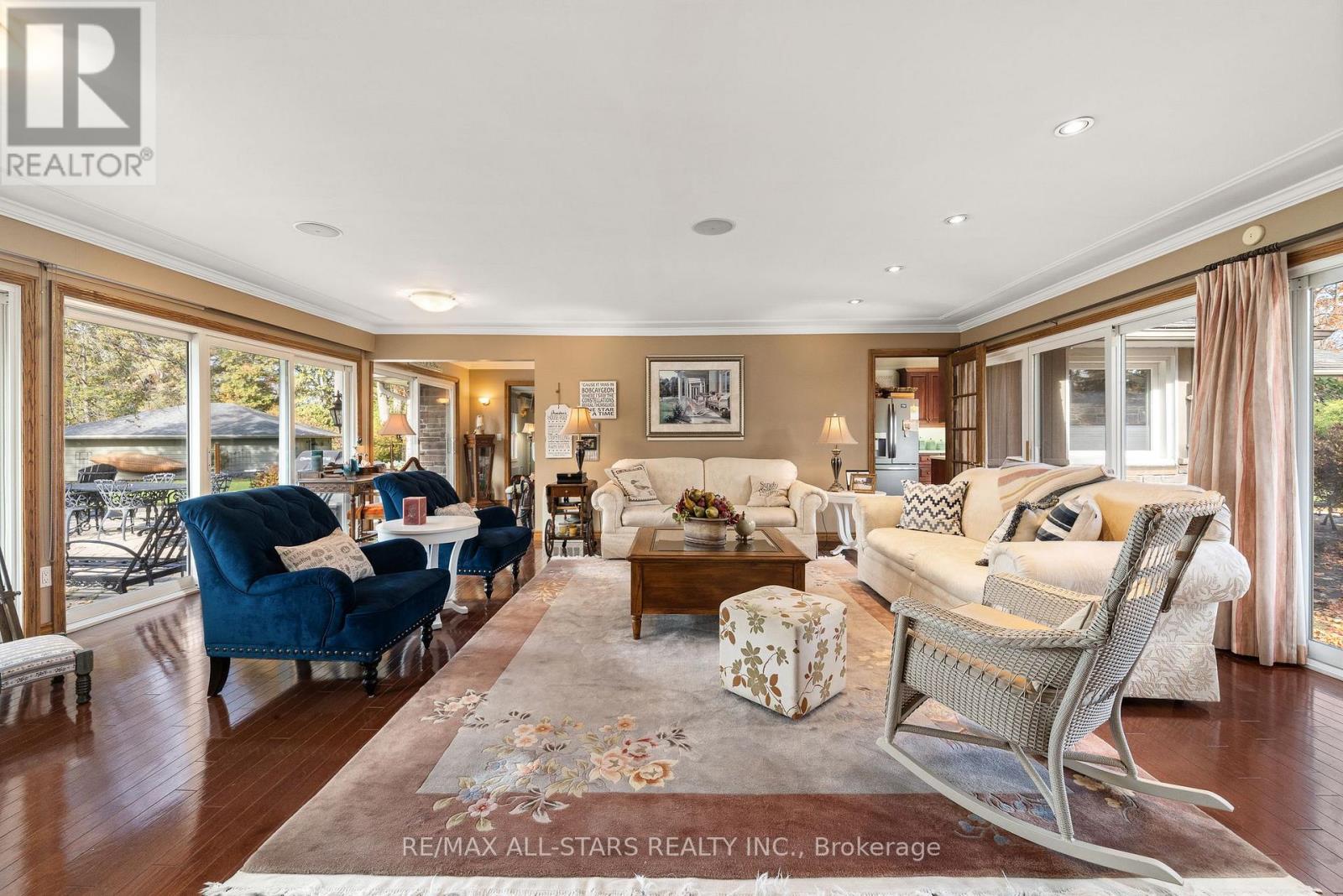 8 Manor Road, Kawartha Lakes (Bobcaygeon), Ontario  K0M 1A0 - Photo 19 - X12487496