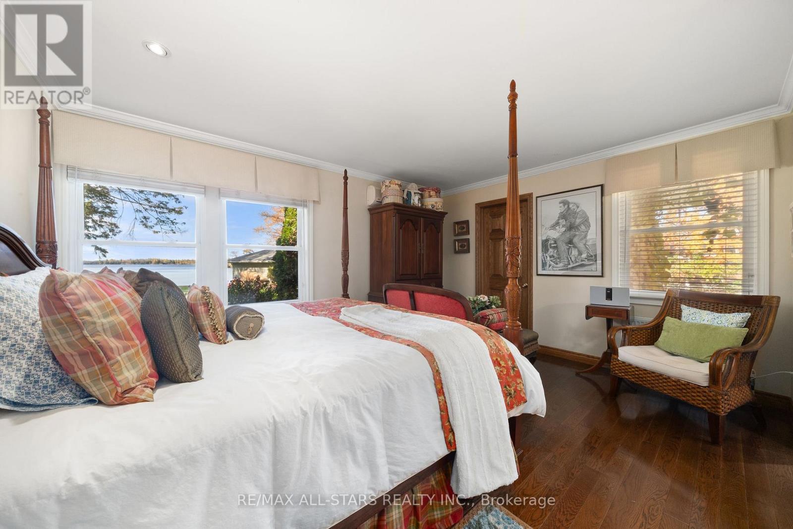 8 Manor Road, Kawartha Lakes (Bobcaygeon), Ontario  K0M 1A0 - Photo 24 - X12487496