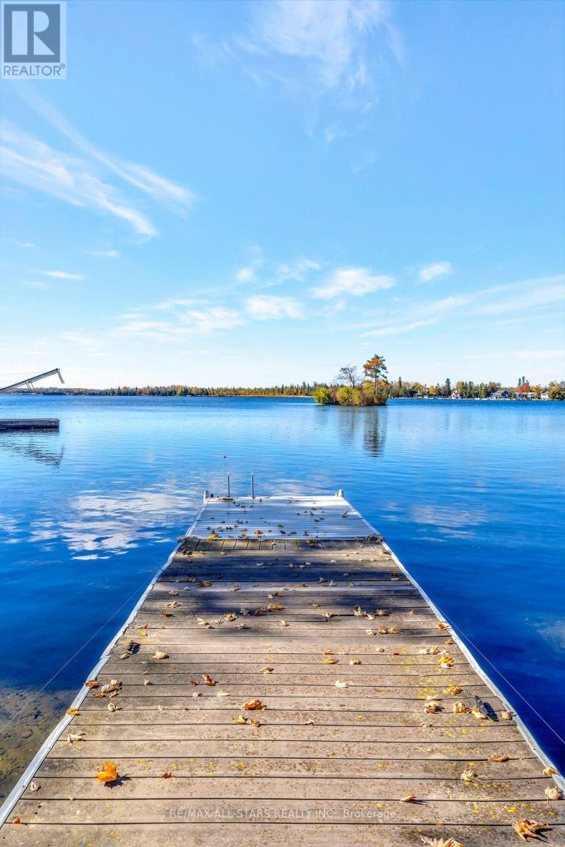 8 Manor Road, Kawartha Lakes (Bobcaygeon), Ontario  K0M 1A0 - Photo 47 - X12487496