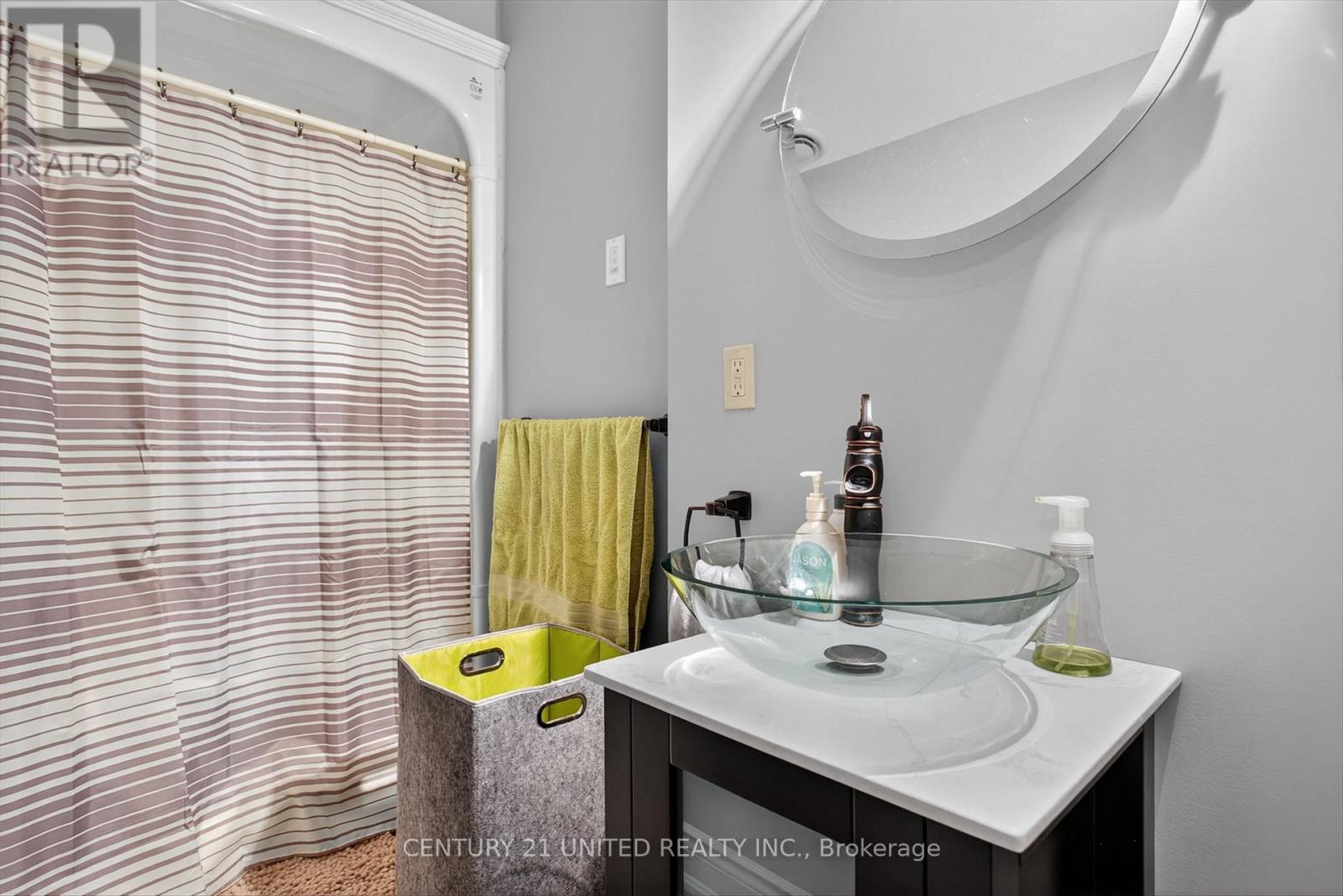 1599 Moore Drive, Cavan Monaghan, Ontario  L0A 1C0 - Photo 25 - X12487539