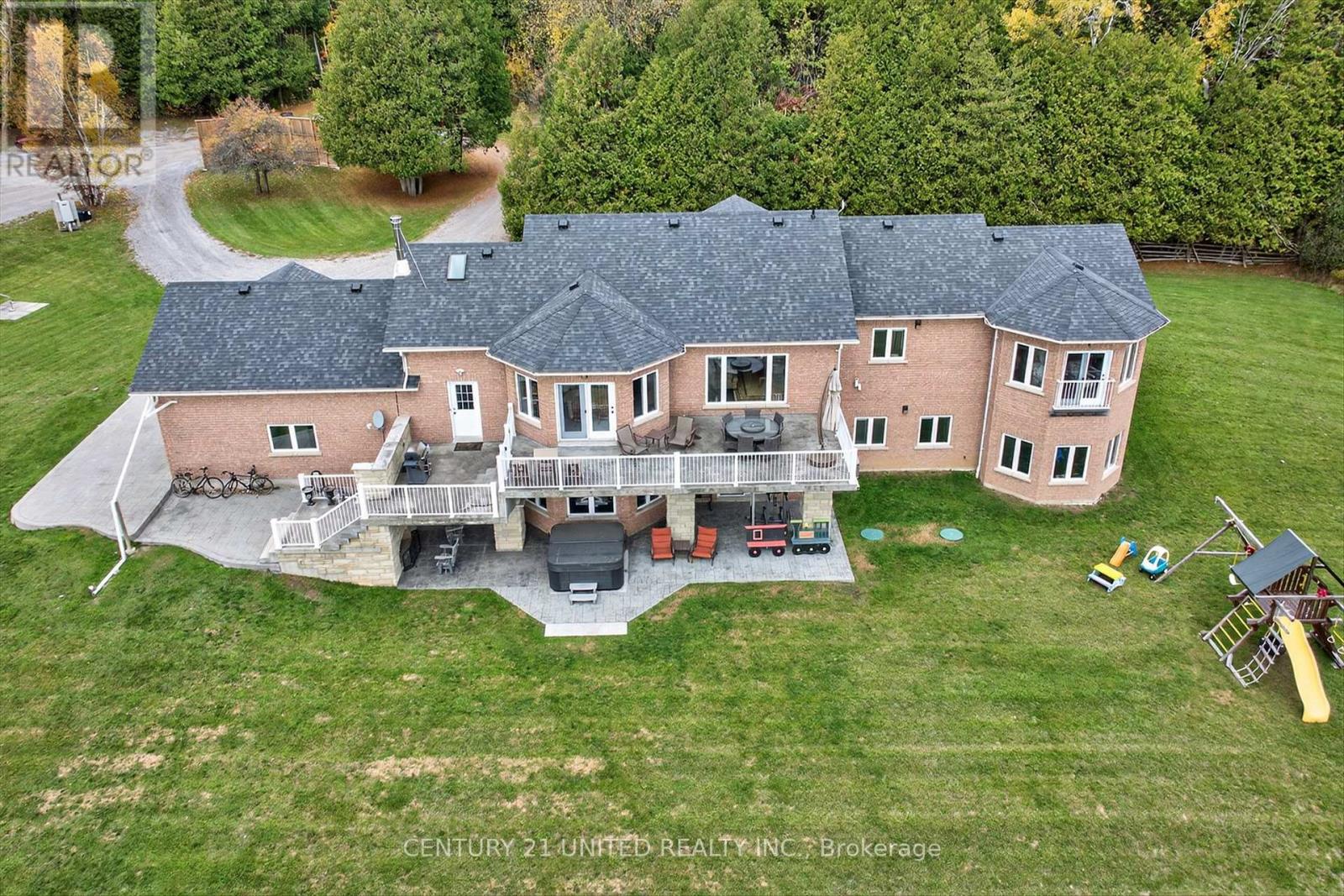 1599 Moore Drive, Cavan Monaghan, Ontario  L0A 1C0 - Photo 45 - X12487539