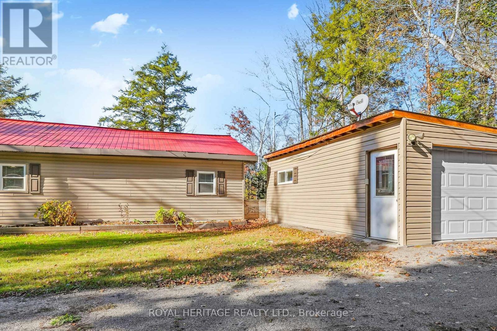 775 Darling Concession 7 Road, Lanark Highlands, Ontario  K0A 1P0 - Photo 12 - X12487543