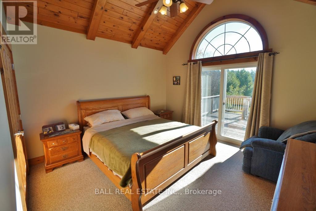 1030 Wapiti Cl Close, Highlands East (Cardiff Ward), Ontario  K0L 2A0 - Photo 32 - X12487605