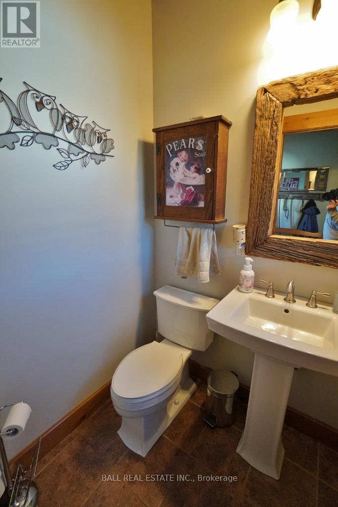 1030 Wapiti Cl Close, Highlands East (Cardiff Ward), Ontario  K0L 2A0 - Photo 39 - X12487605