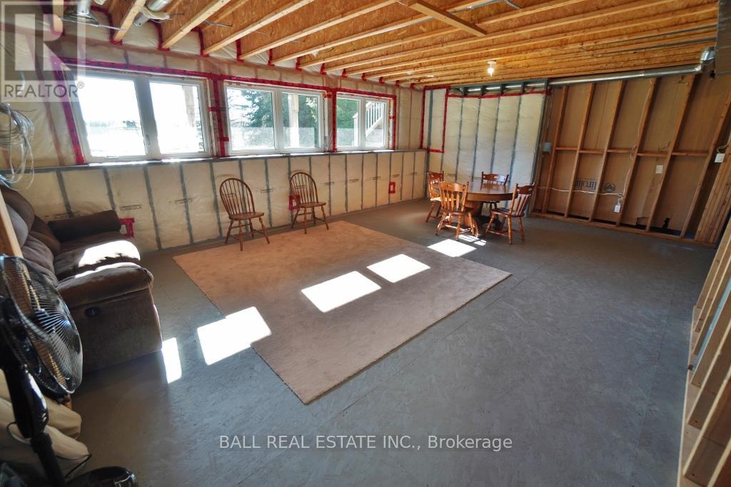 1030 Wapiti Cl Close, Highlands East (Cardiff Ward), Ontario  K0L 2A0 - Photo 40 - X12487605