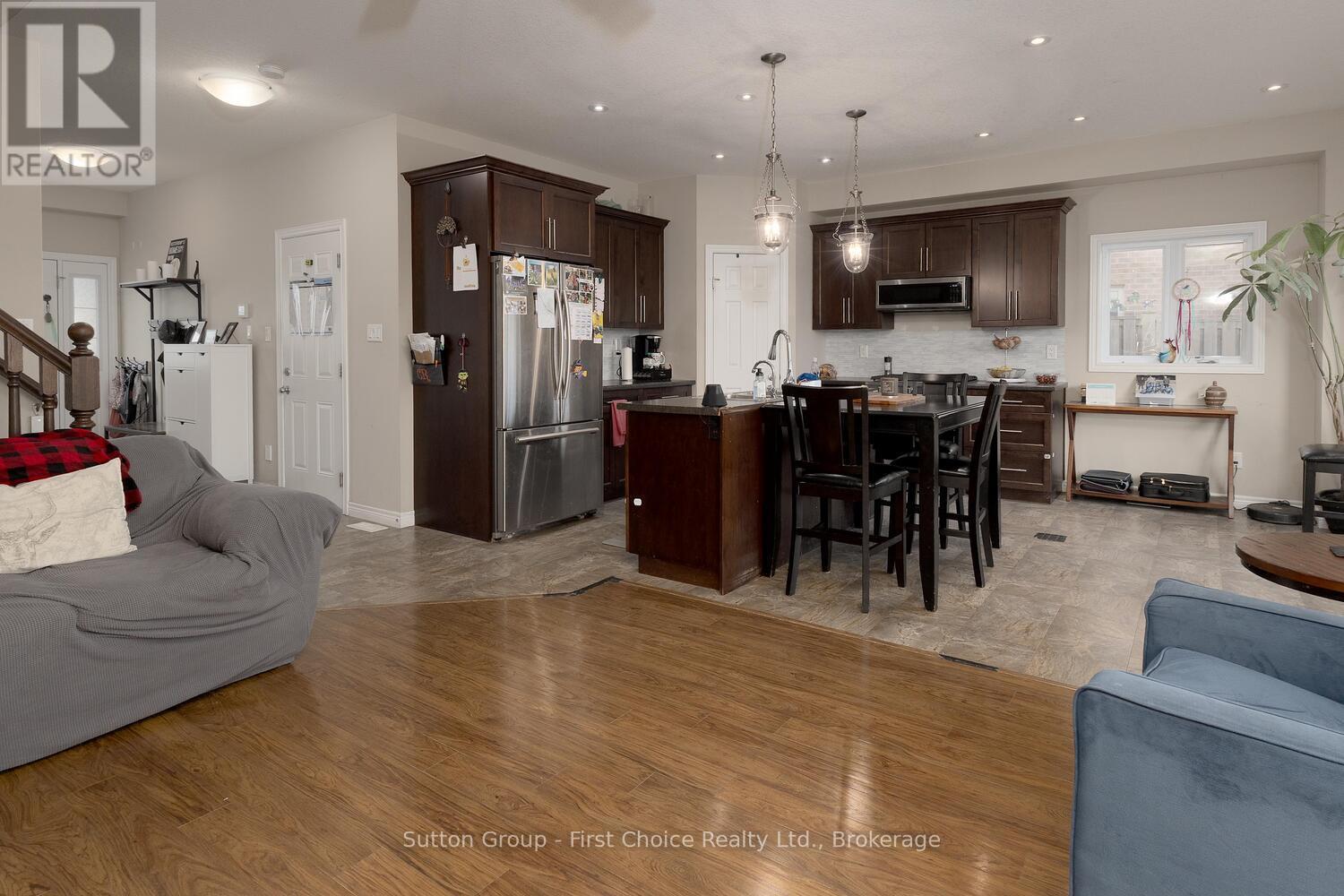 60 Brown Street, Stratford, Ontario  N5A 0B8 - Photo 17 - X12487505