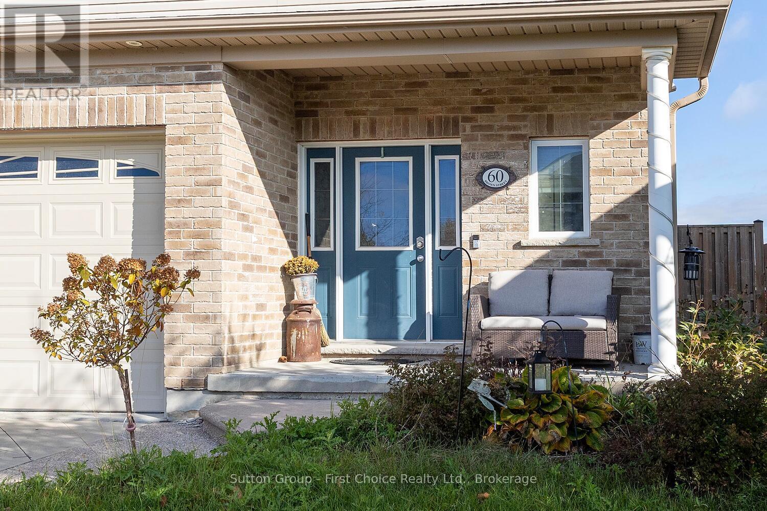 60 Brown Street, Stratford, Ontario  N5A 0B8 - Photo 3 - X12487505