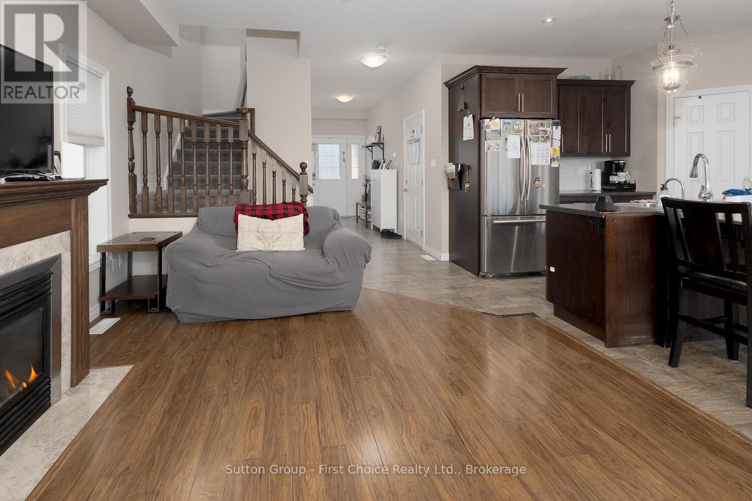 60 Brown Street, Stratford, Ontario  N5A 0B8 - Photo 9 - X12487505