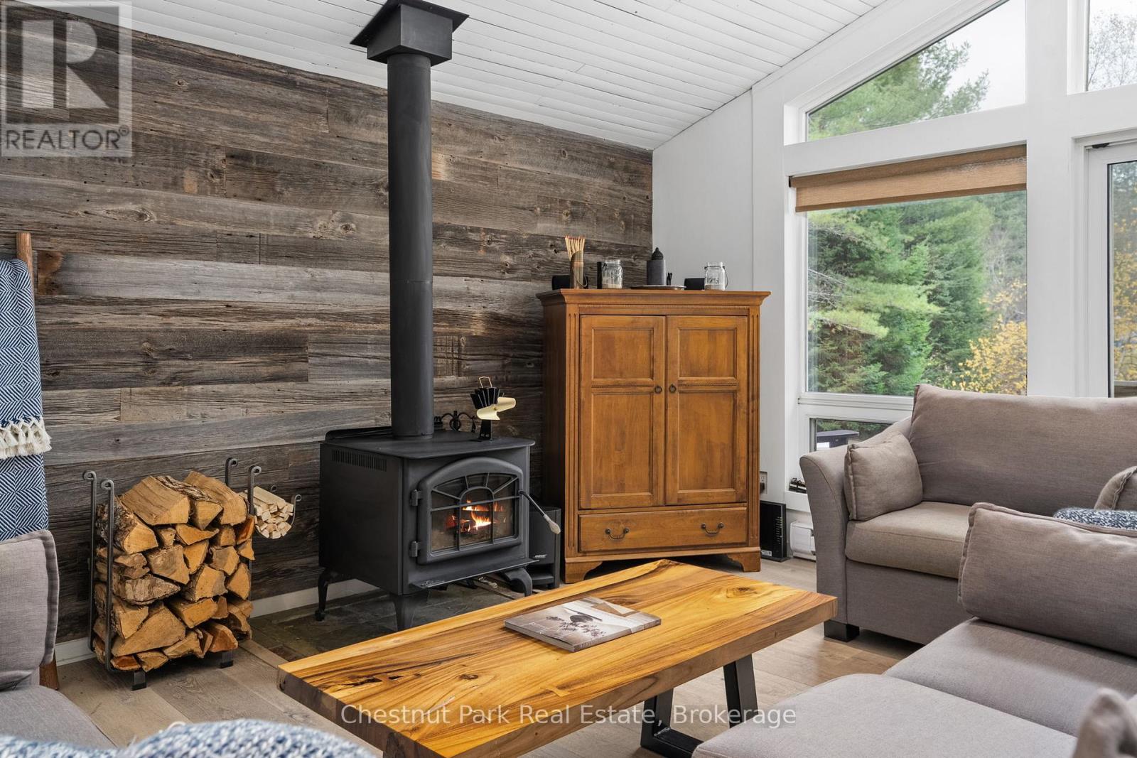 529 Balsam Chutes Road, Huntsville, Ontario  P0B 1L0 - Photo 15 - X12487529