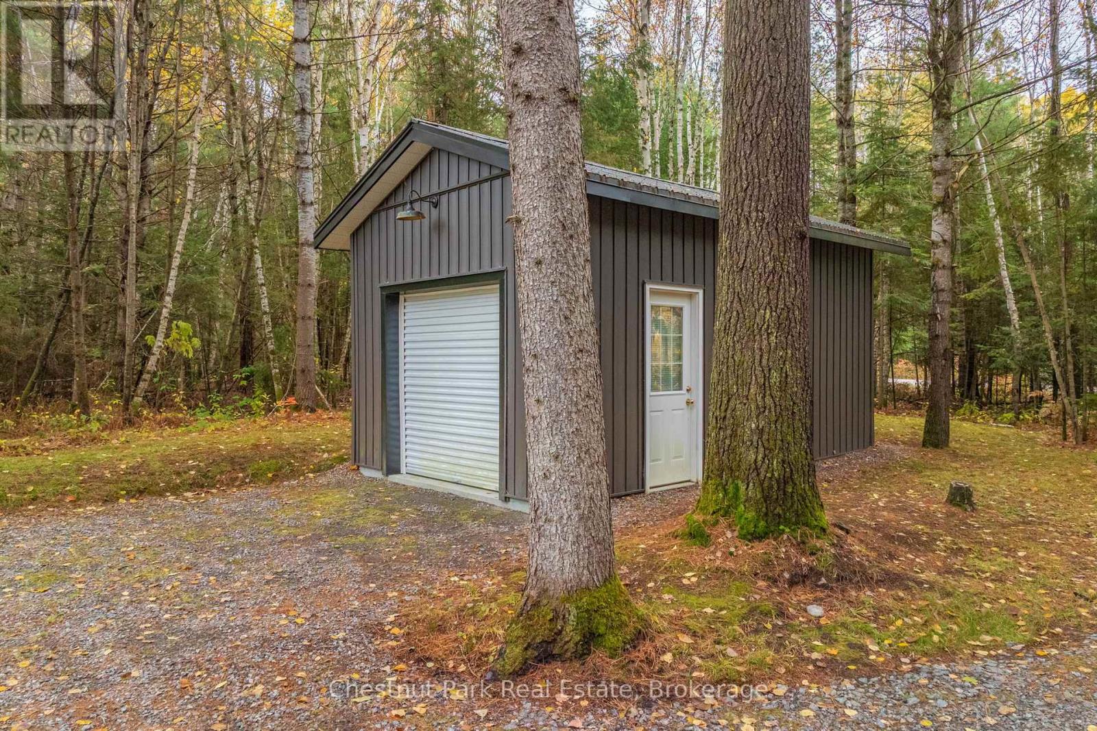 529 Balsam Chutes Road, Huntsville, Ontario  P0B 1L0 - Photo 31 - X12487529