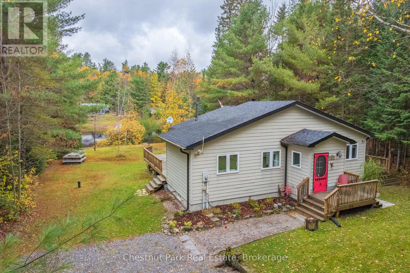 529 Balsam Chutes Road, Huntsville, Ontario  P0B 1L0 - Photo 9 - X12487529