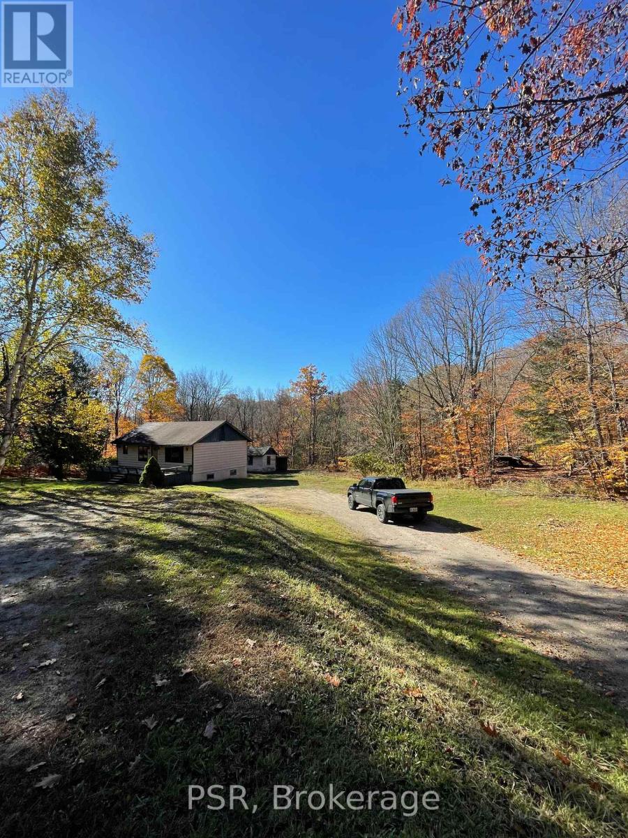 1094 Morinus Road, Muskoka Lakes, Ontario  P0B 1J0 - Photo 10 - X12487566