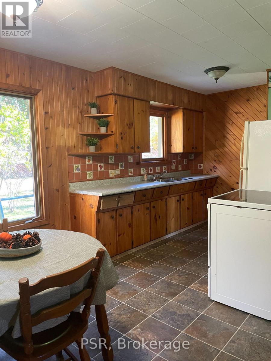 1094 Morinus Road, Muskoka Lakes, Ontario  P0B 1J0 - Photo 28 - X12487566