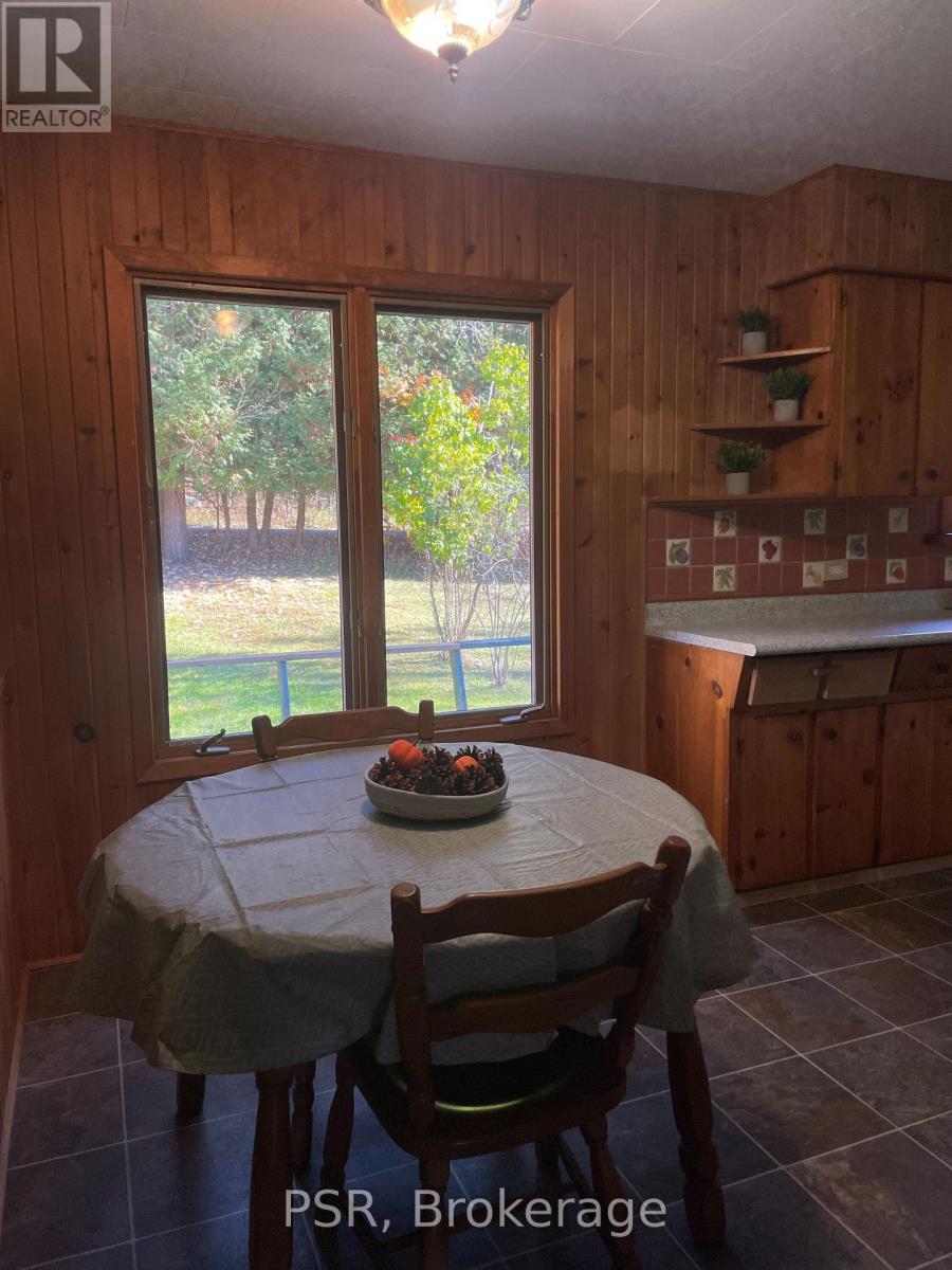 1094 Morinus Road, Muskoka Lakes, Ontario  P0B 1J0 - Photo 29 - X12487566