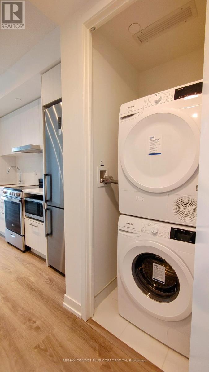 2316 - 195 Commerce Street, Vaughan, Ontario  L4K 0P9 - Photo 4 - N12487390