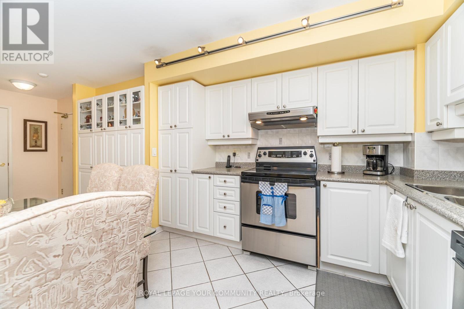 218 - 2500 Rutherford Road, Vaughan, Ontario  L4K 5N7 - Photo 14 - N12487454