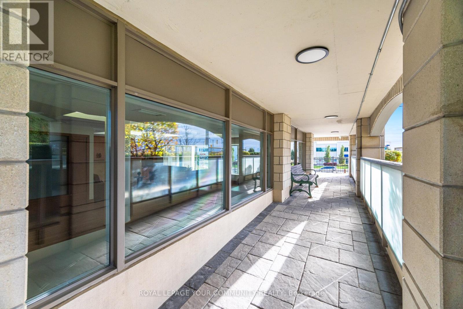 218 - 2500 Rutherford Road, Vaughan, Ontario  L4K 5N7 - Photo 49 - N12487454