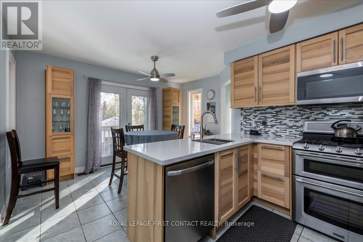 701 Happy Vale Drive E, Innisfil, Ontario  L9S 2E6 - Photo 12 - N12487462