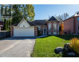 701 HAPPY VALE DRIVE E, Innisfil, Ontario