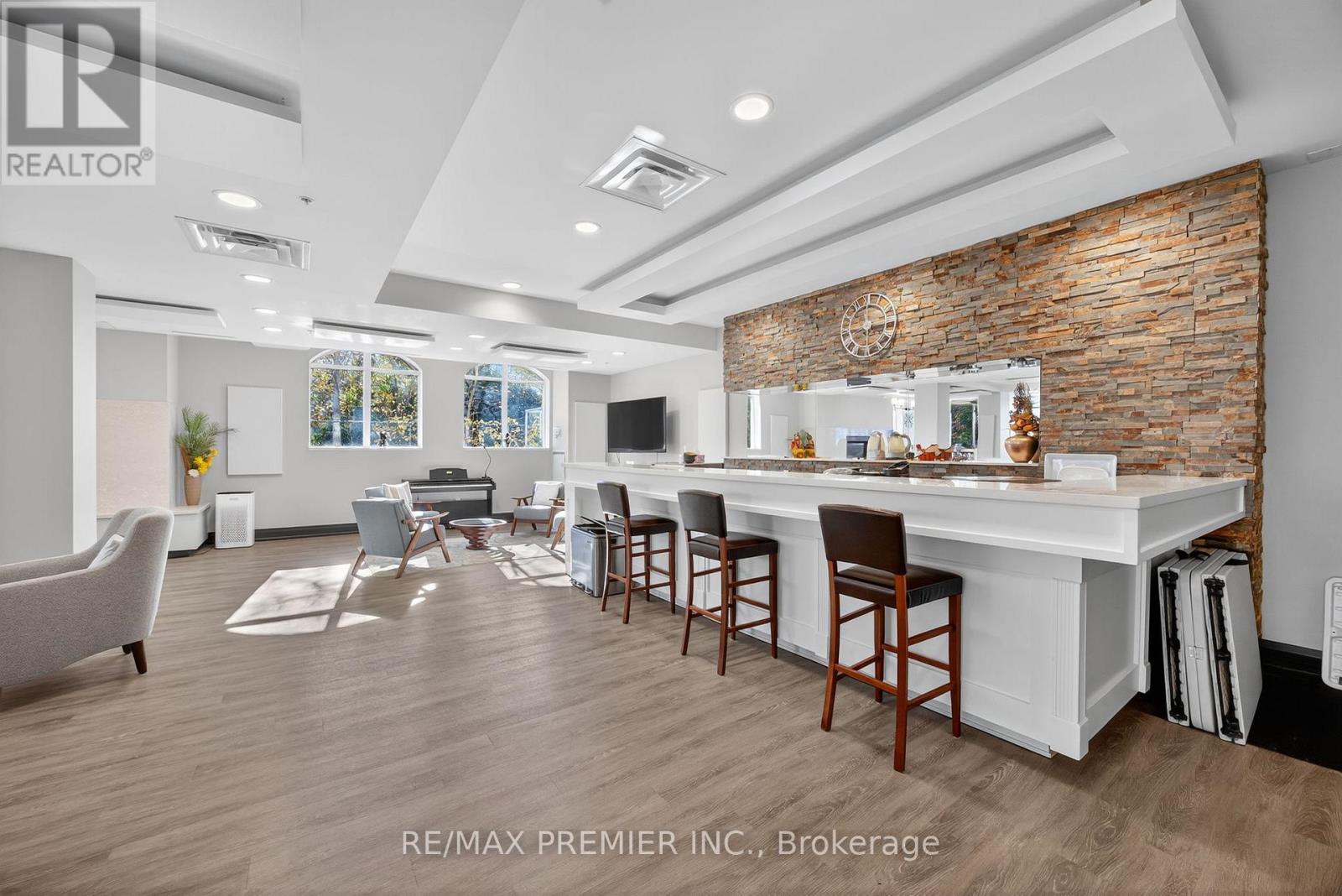 414 - 354 Atherley Road, Orillia, Ontario  L3V 0B8 - Photo 32 - S12487412