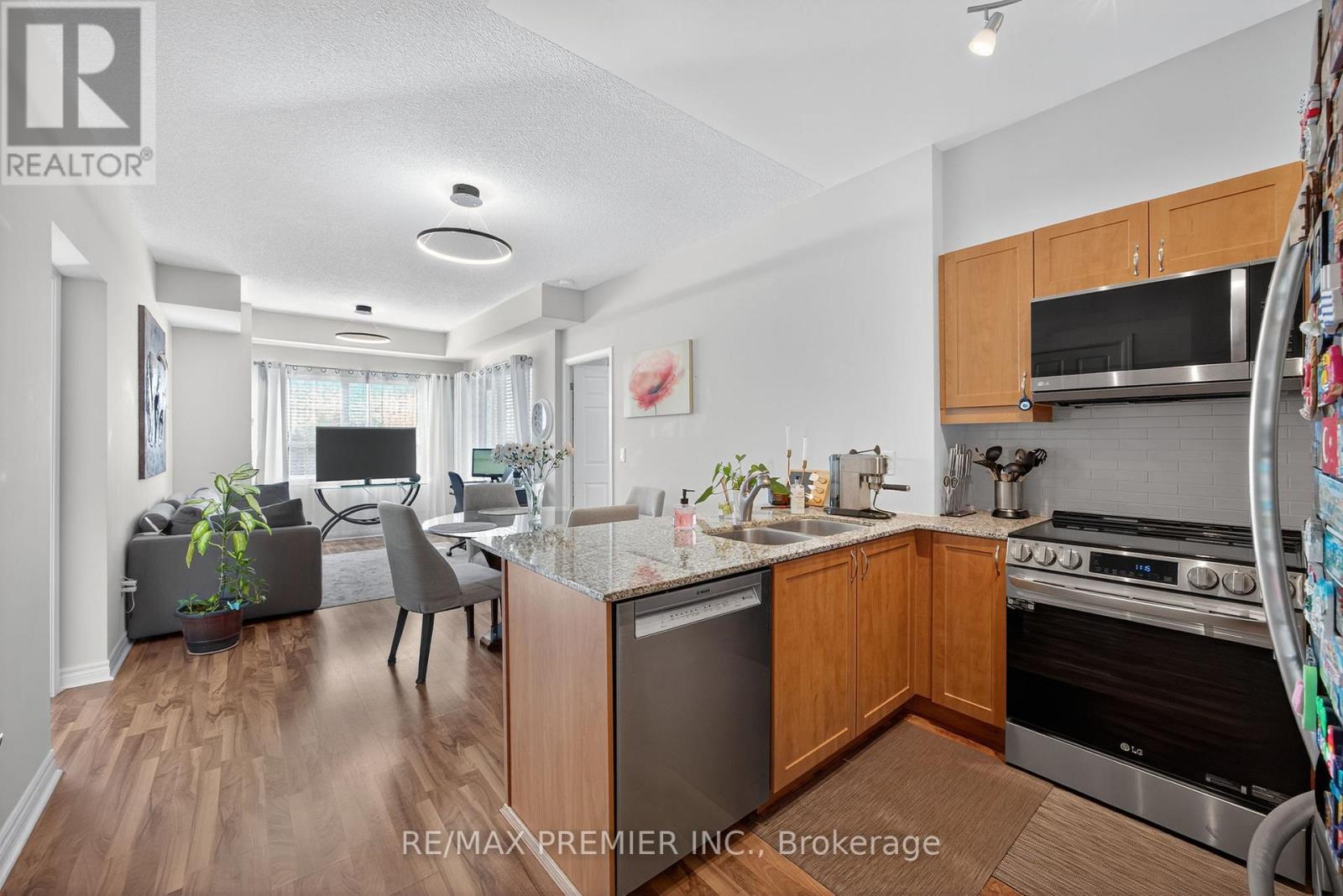 414 - 354 Atherley Road, Orillia, Ontario  L3V 0B8 - Photo 7 - S12487412