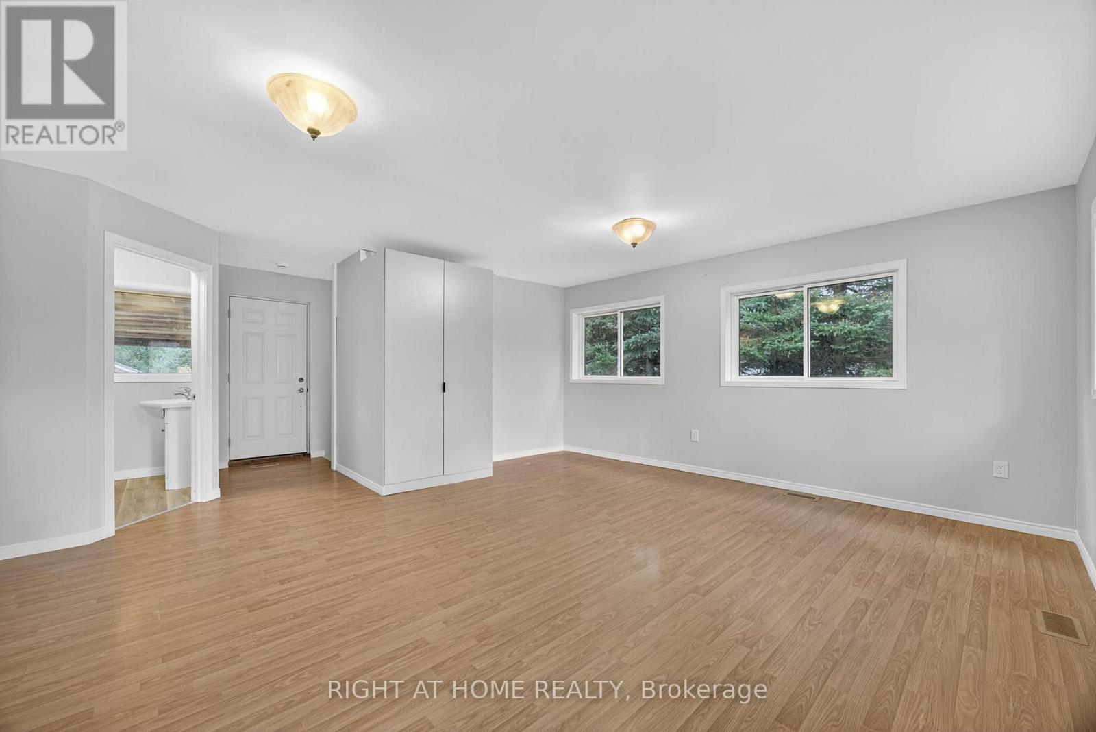 207 Scarlett Line, Oro-Medonte, Ontario  L0L 1V0 - Photo 29 - S12487447