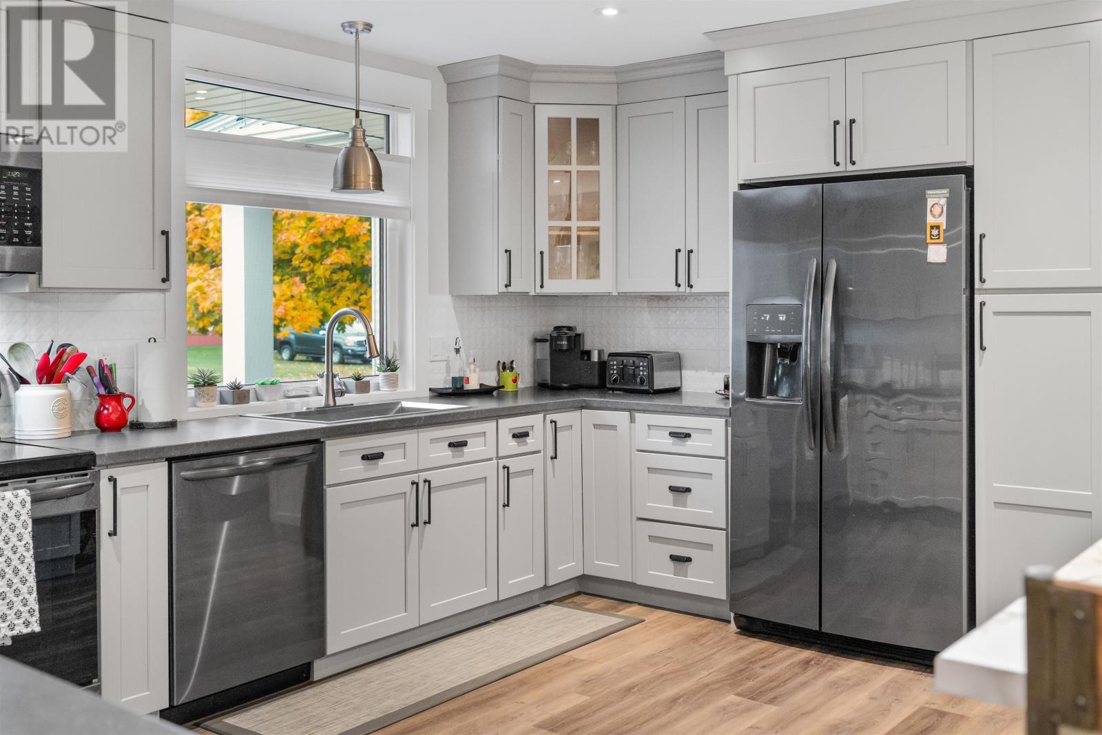 388 Highland Avenue, Summerside, Prince Edward Island  C1N 2M3 - Photo 19 - 202526817