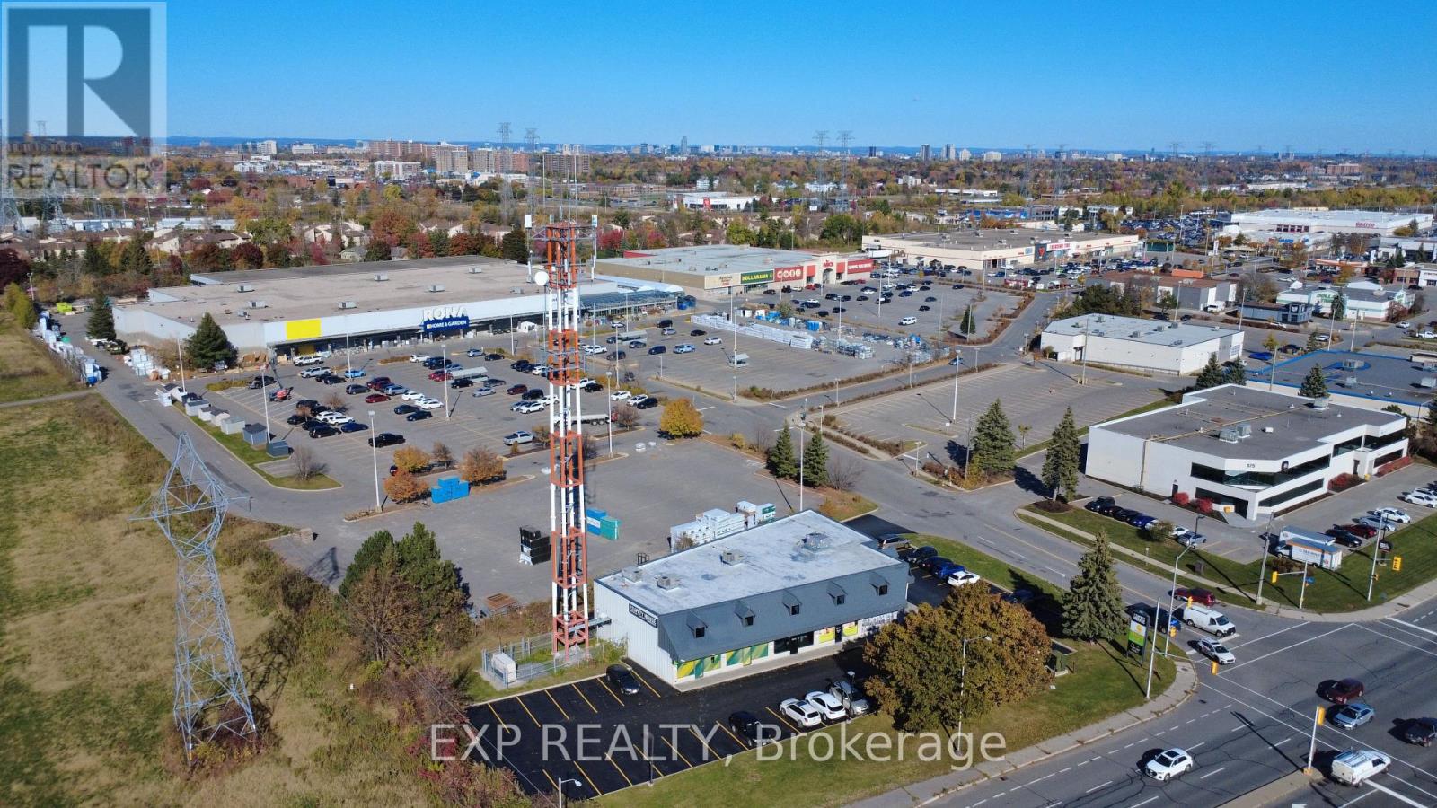 595 WEST HUNT CLUB ROAD, Ottawa, Ontario