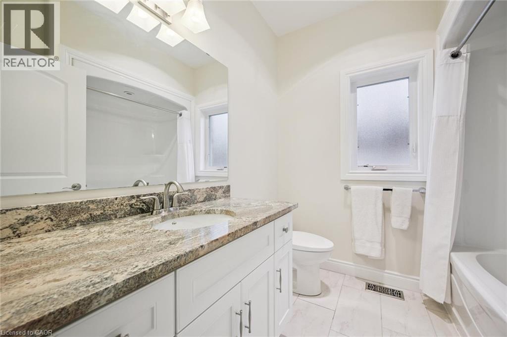 198 Piccadilly Square, New Hamburg, Ontario  N3A 0C7 - Photo 29 - 40780135