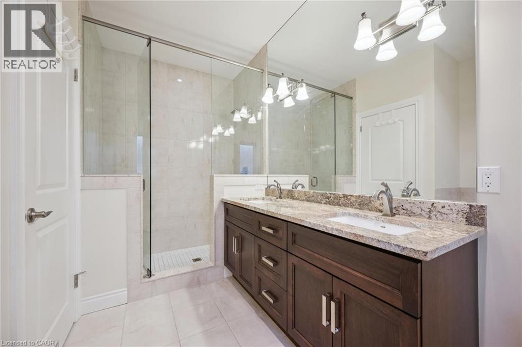 198 Piccadilly Square, New Hamburg, Ontario  N3A 0C7 - Photo 25 - 40780135