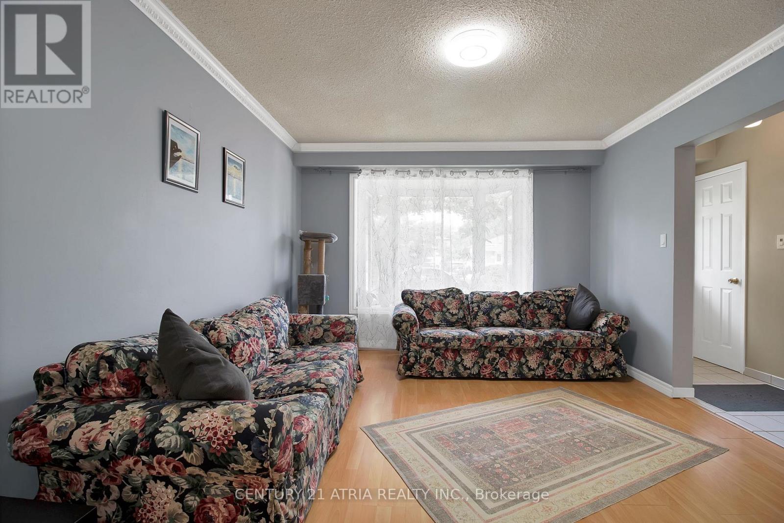 2616 Widemarr Road, Mississauga, Ontario  L5J 1M3 - Photo 9 - W12487385