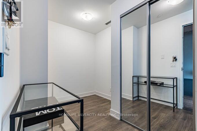 709 - 2481 Taunton Road, Oakville, Ontario  L6H 3R7 - Photo 12 - W12487391