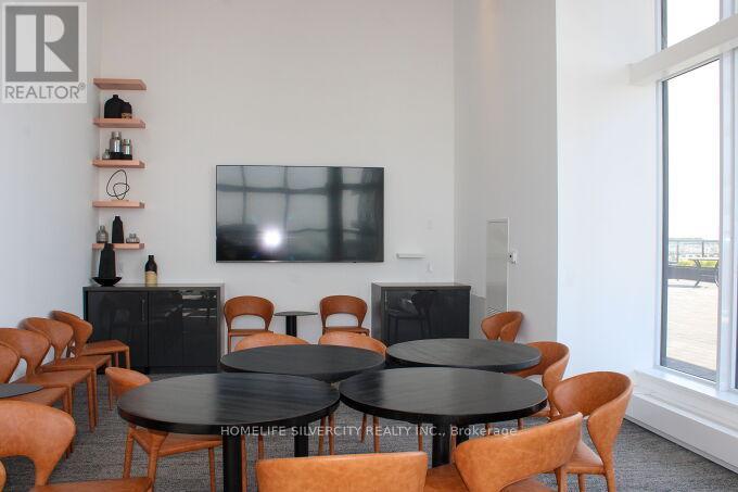 709 - 2481 Taunton Road, Oakville, Ontario  L6H 3R7 - Photo 39 - W12487391