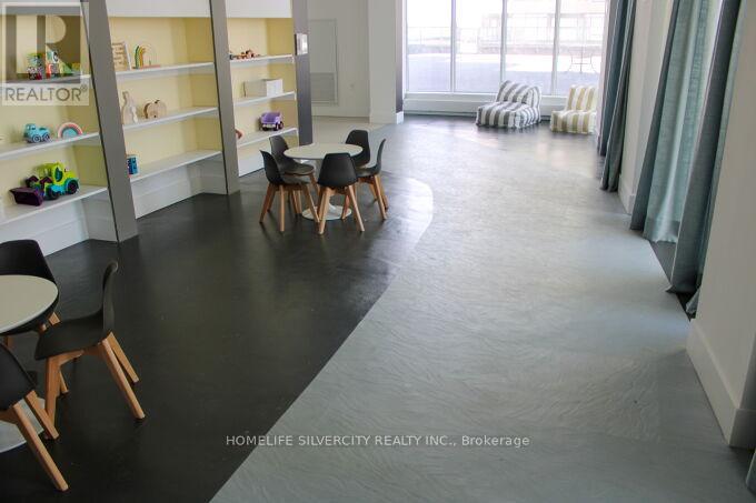 709 - 2481 Taunton Road, Oakville, Ontario  L6H 3R7 - Photo 41 - W12487391