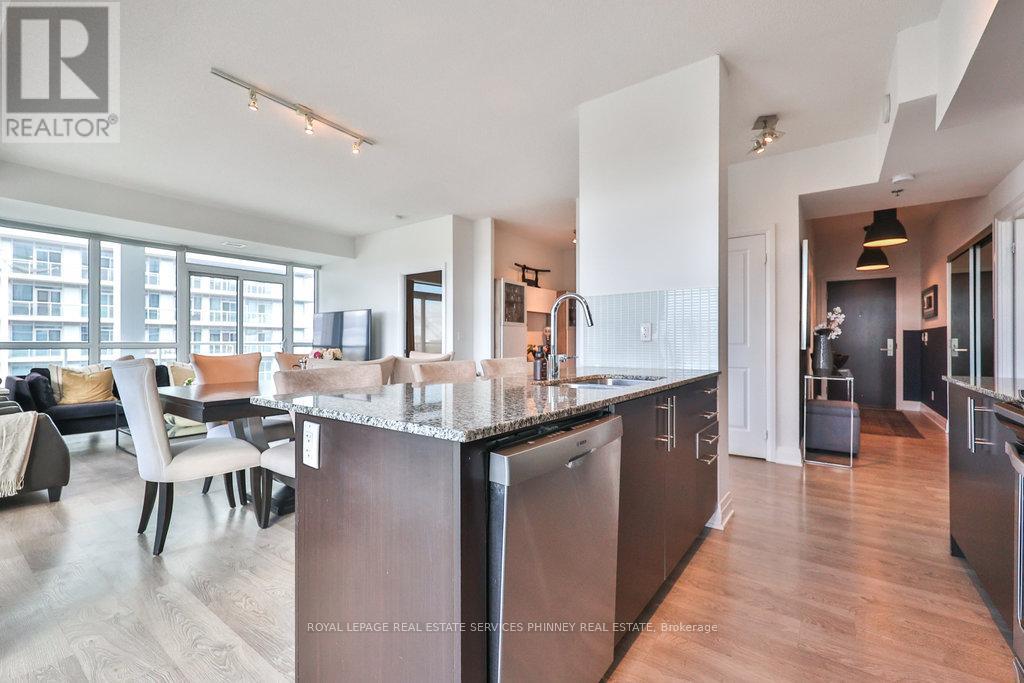 1709 - 55 Speers Road, Oakville, Ontario  L6K 0H9 - Photo 10 - W12487392