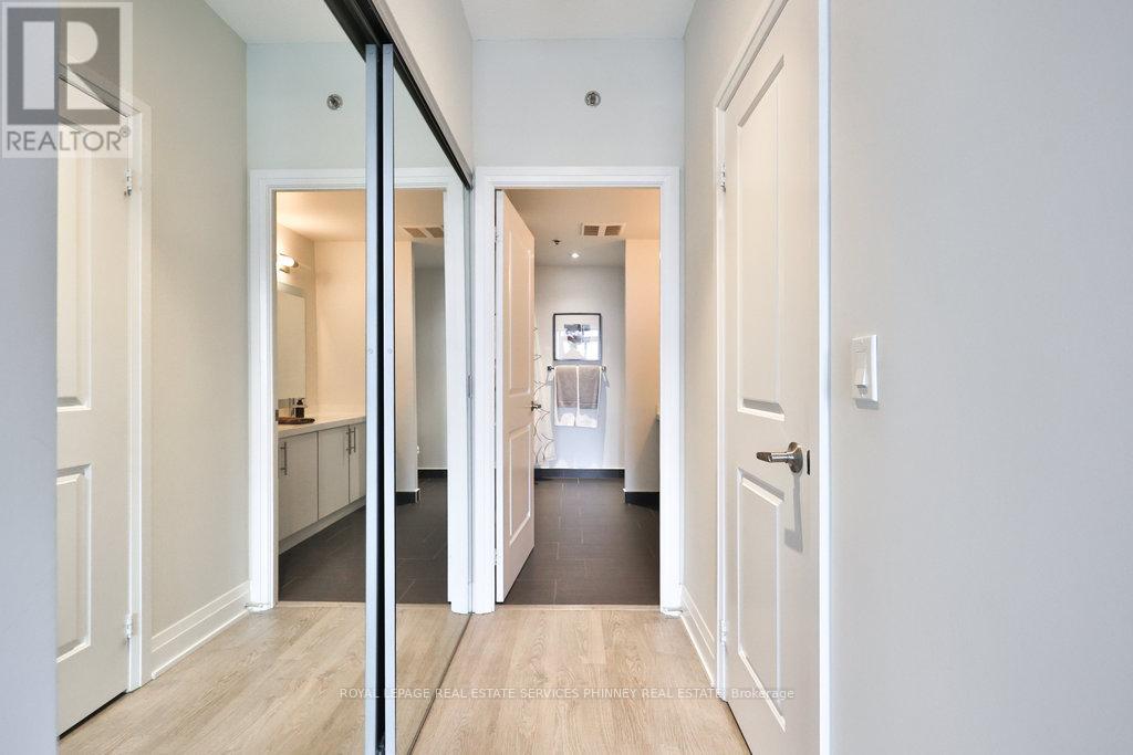 1709 - 55 Speers Road, Oakville, Ontario  L6K 0H9 - Photo 25 - W12487392